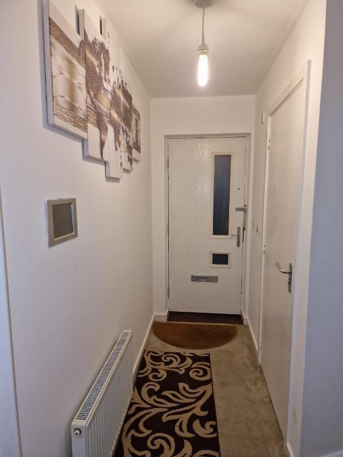 Апартаменты Ko 3 Bed House Дартфорд Экстерьер фото