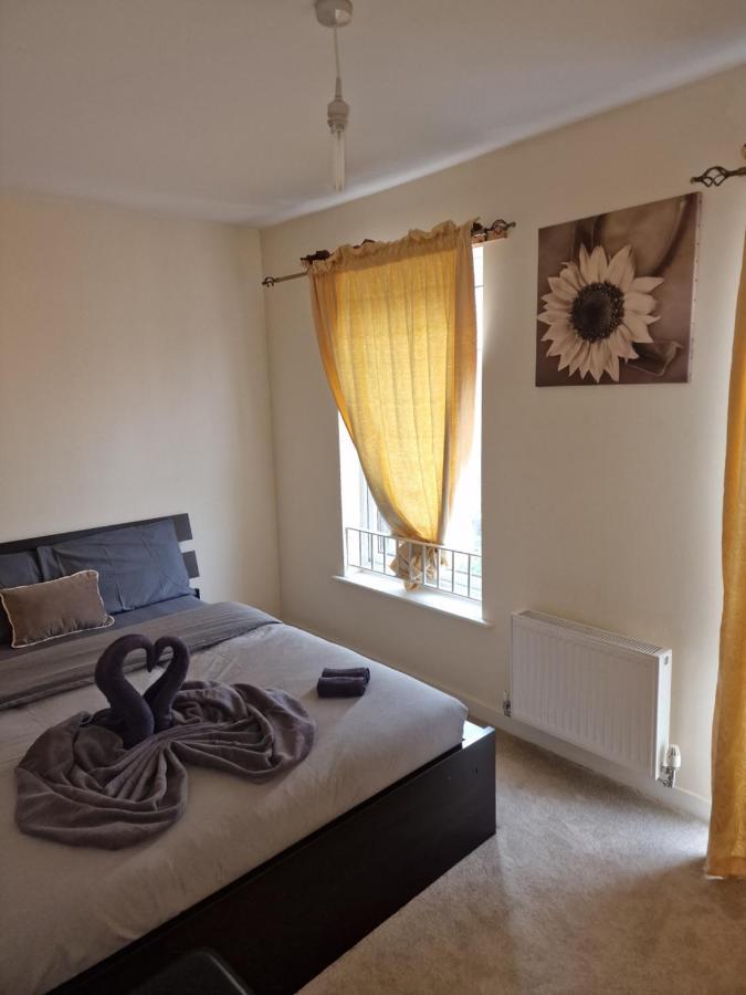 Апартаменты Ko 3 Bed House Дартфорд Экстерьер фото